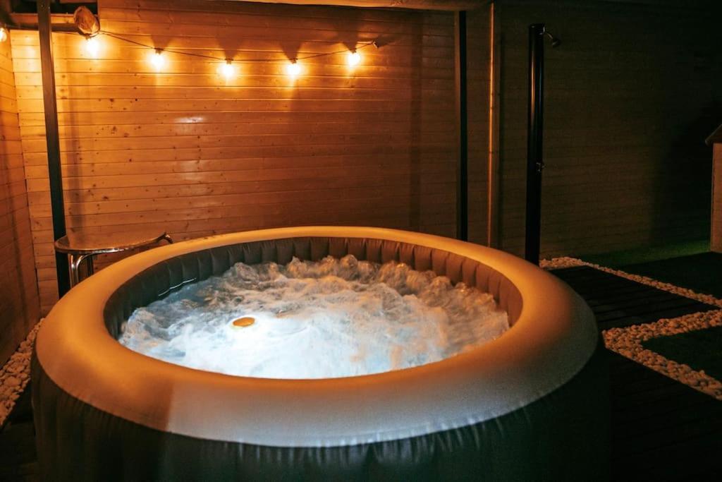 Private Paradise On Cozy Campsite, Jacuzzi, Netflix Las Galletas Eksteriør bilde