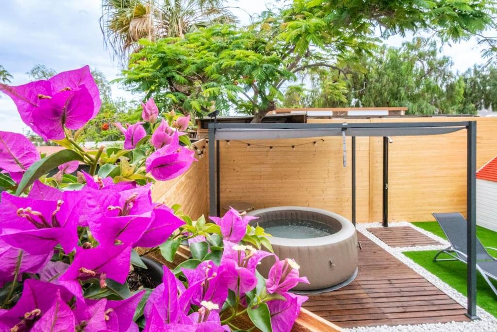 Private Paradise On Cozy Campsite, Jacuzzi, Netflix Las Galletas Eksteriør bilde